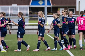 Bild 11 - wCJ Osterroenfelder TSV - VfL Pinneberg : Ergebnis: 0:15